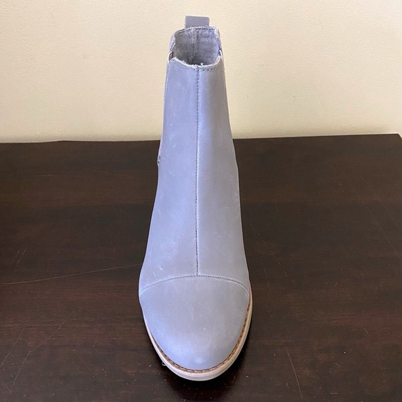 TOMS Marina Grey Leather Cap Toe Ribbed Block Heel Ankle Boots Womens - Picture 4 of 7